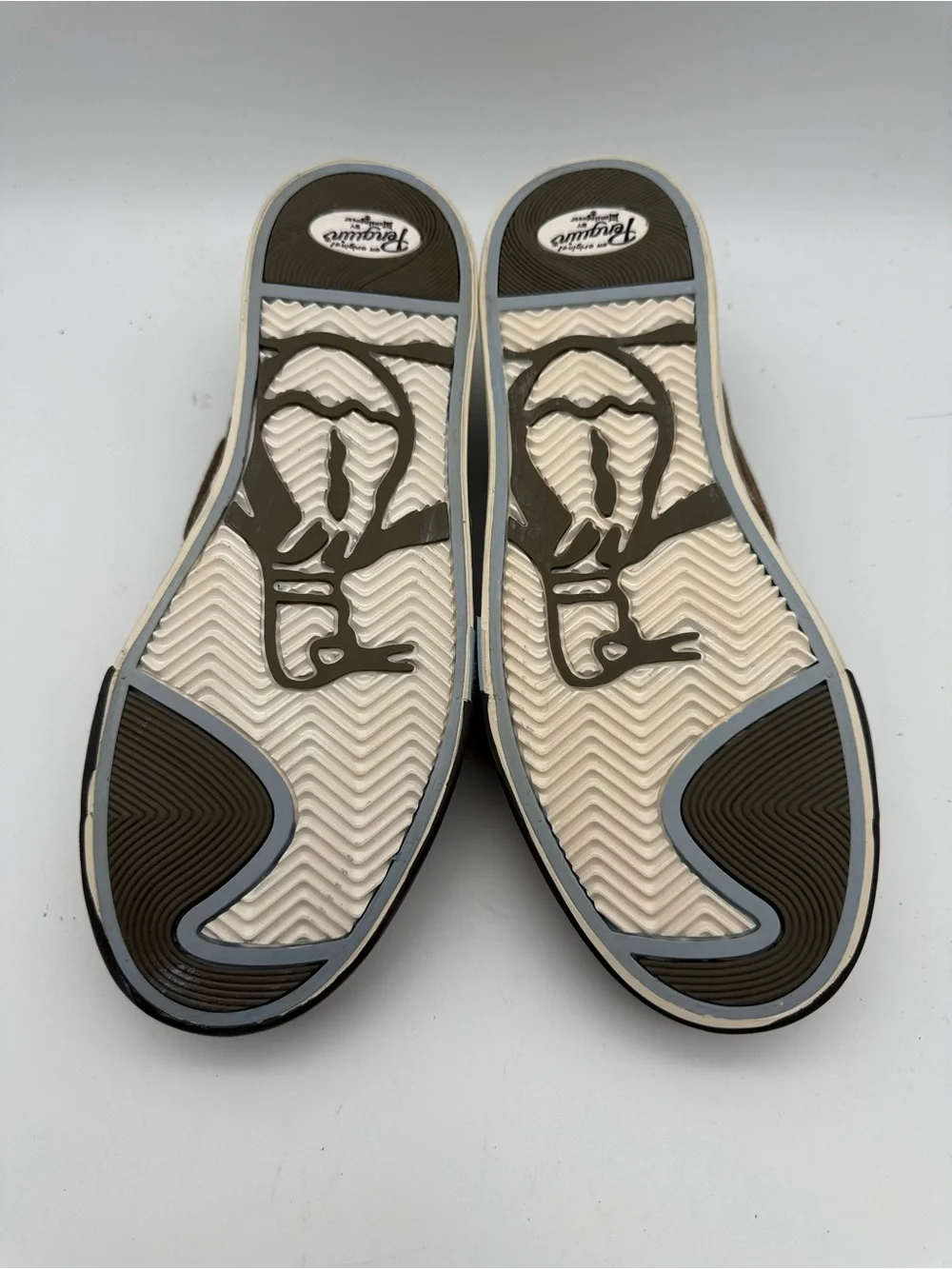BRAND NEW Original Penguin Fly Ocean Boat Shoe Size 9.5 Fossil/Brown